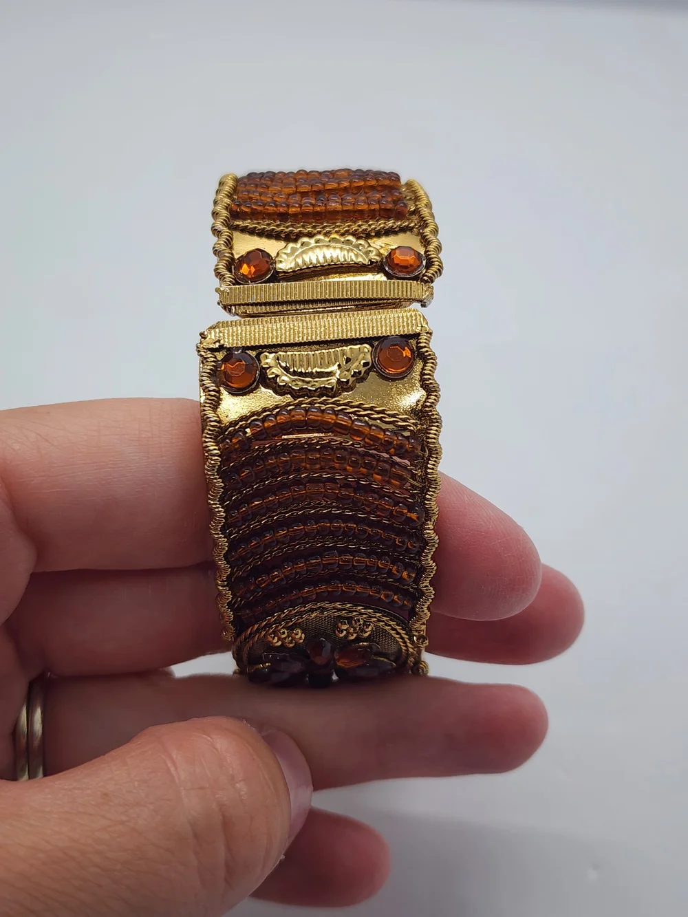 ✨️ 5 For 25 ✨️Gold-Tone Brown Crystal Flower Bangle Bracelet - Unbranded